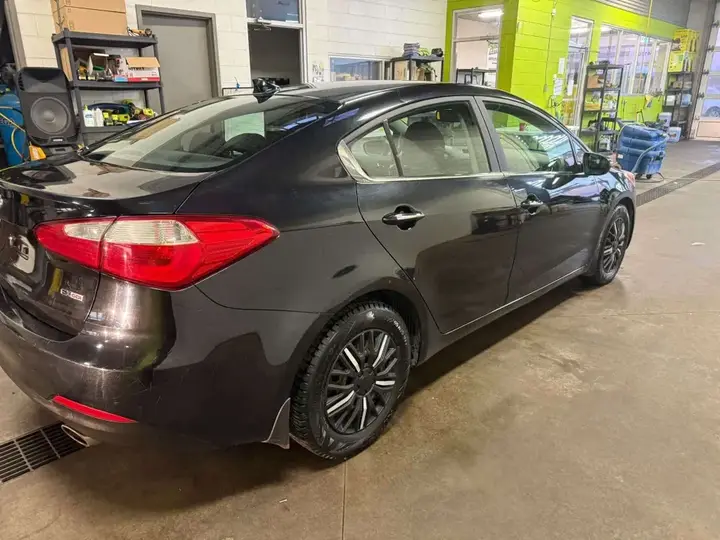 Kia Forte 2016 photo 4