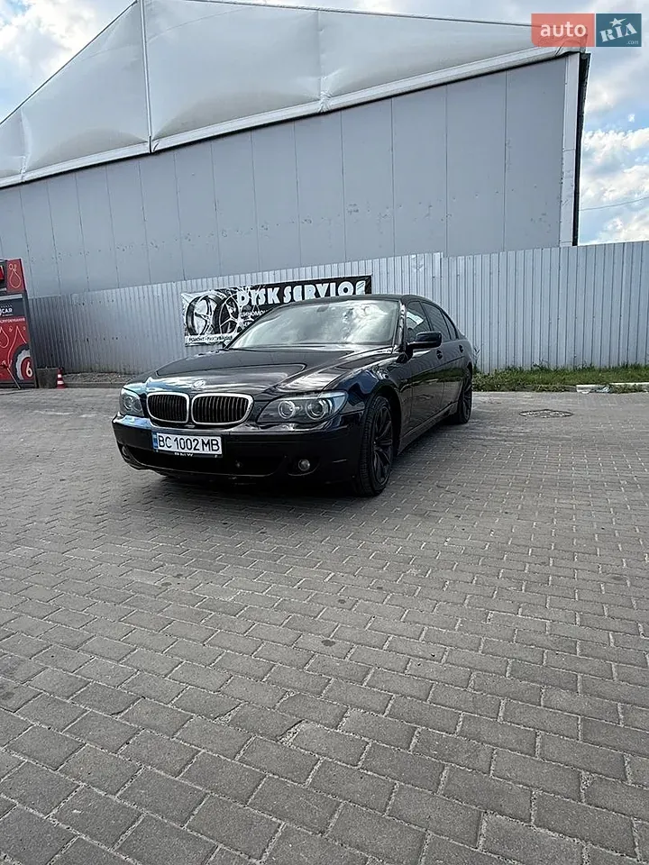 BMW 7 Series 2006 photo 2