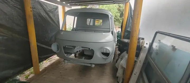 Barkas B1000