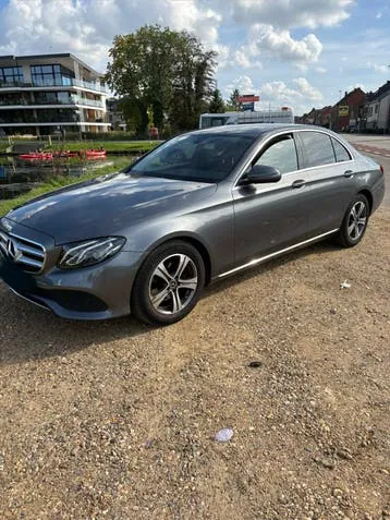 Mercedes-Benz E200D