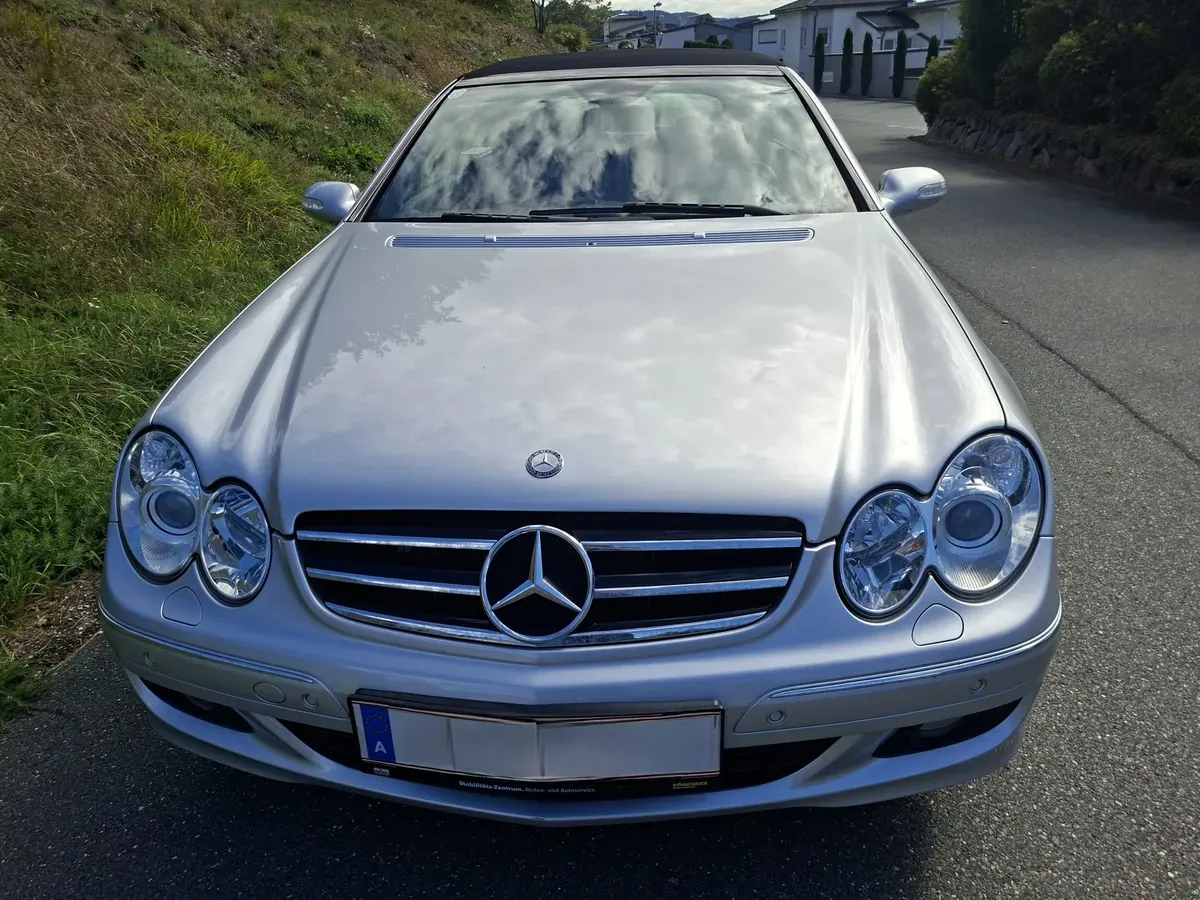 Mercedes-Benz Clk-Class 2008 photo 3