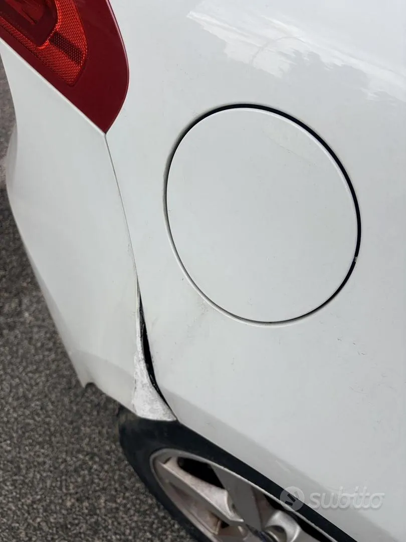 Volvo V40 2014 photo 5