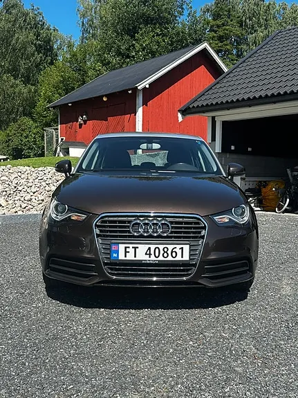 Audi A1 2013 photo 2
