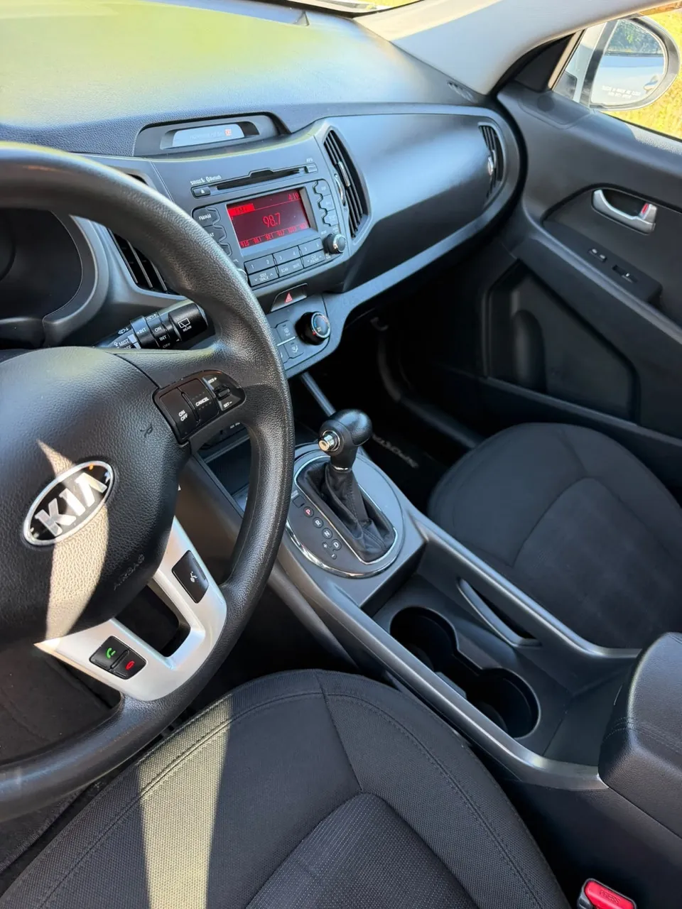 Kia Sportage 2013 photo 2