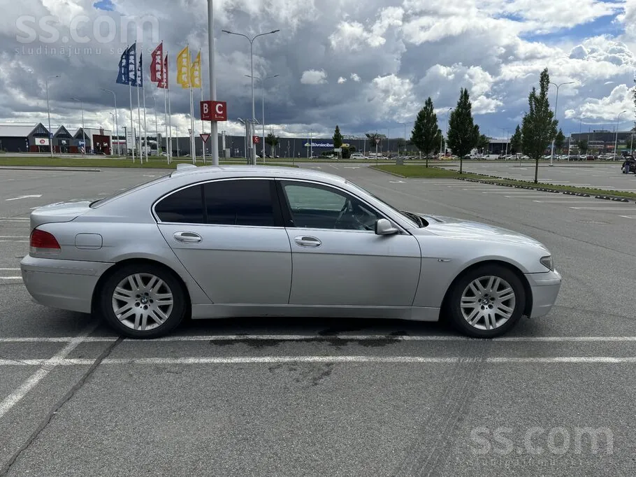 BMW 730 2004 photo 4