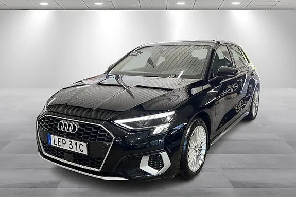 Audi A3 2021 photo 2