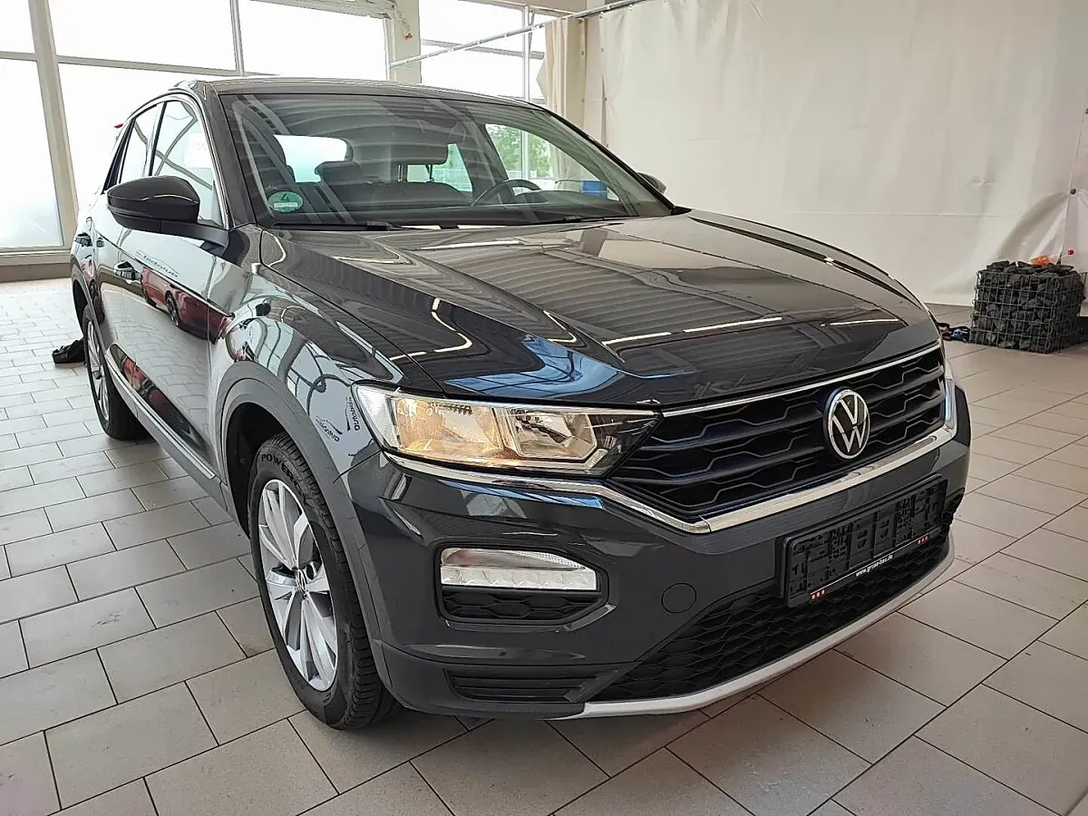 Volkswagen T-Roc 2021 photo 2