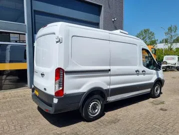 Ford Transit 2015 photo 2