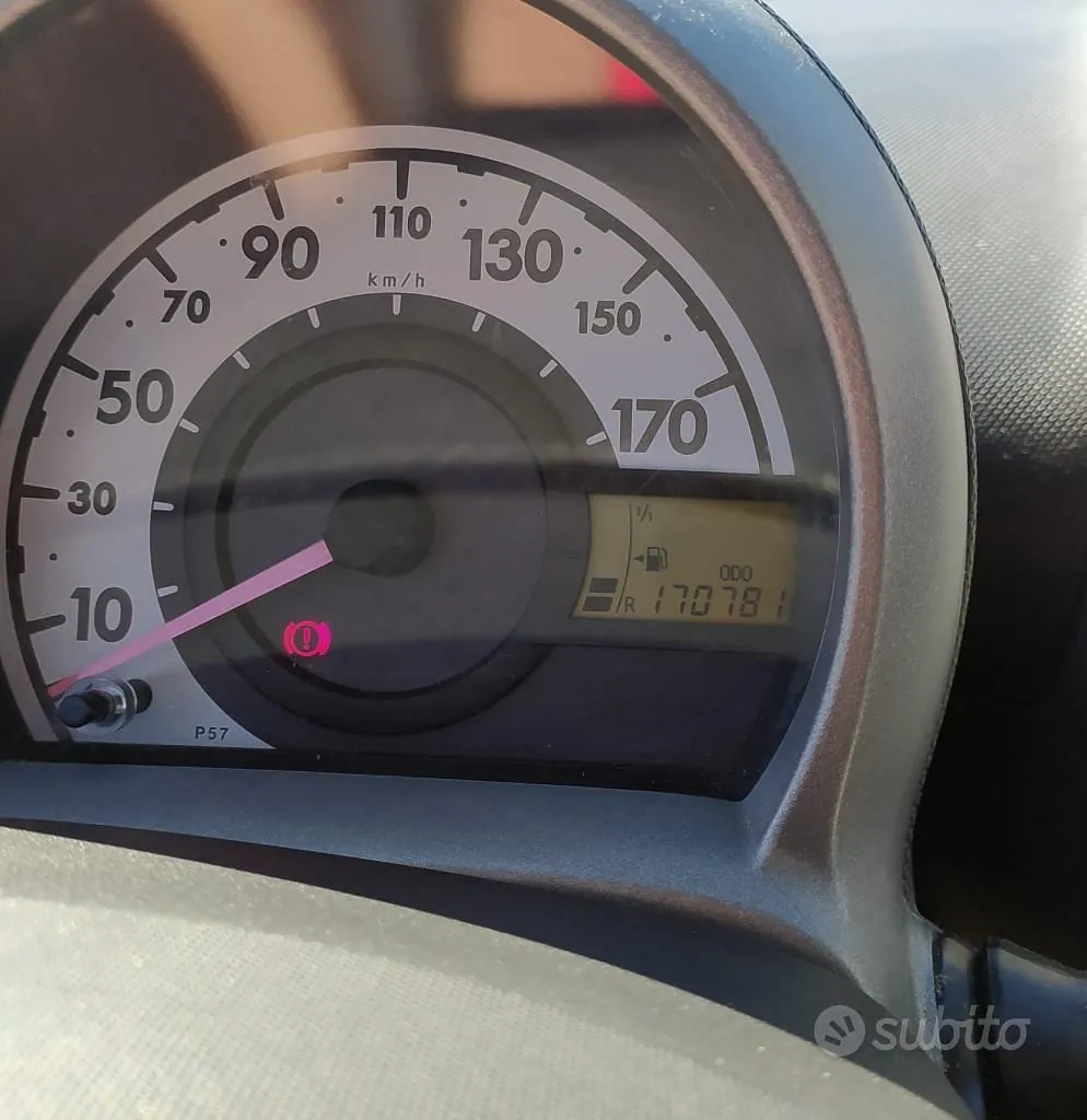 Peugeot 107 2009 photo 3