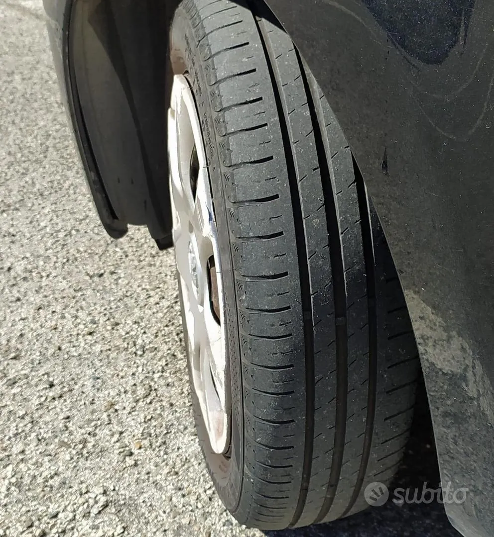 Peugeot 107 2009 photo 4