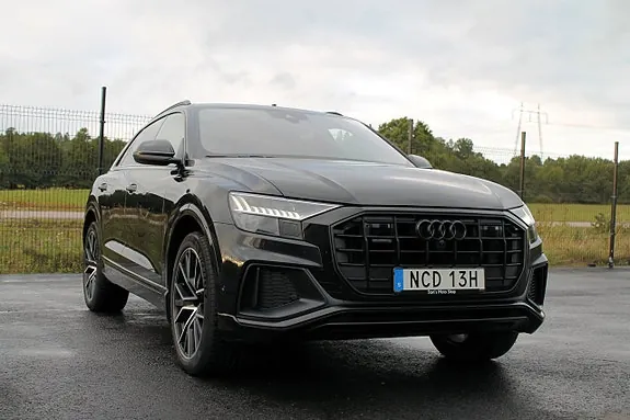 Audi Q8 2019 photo 2