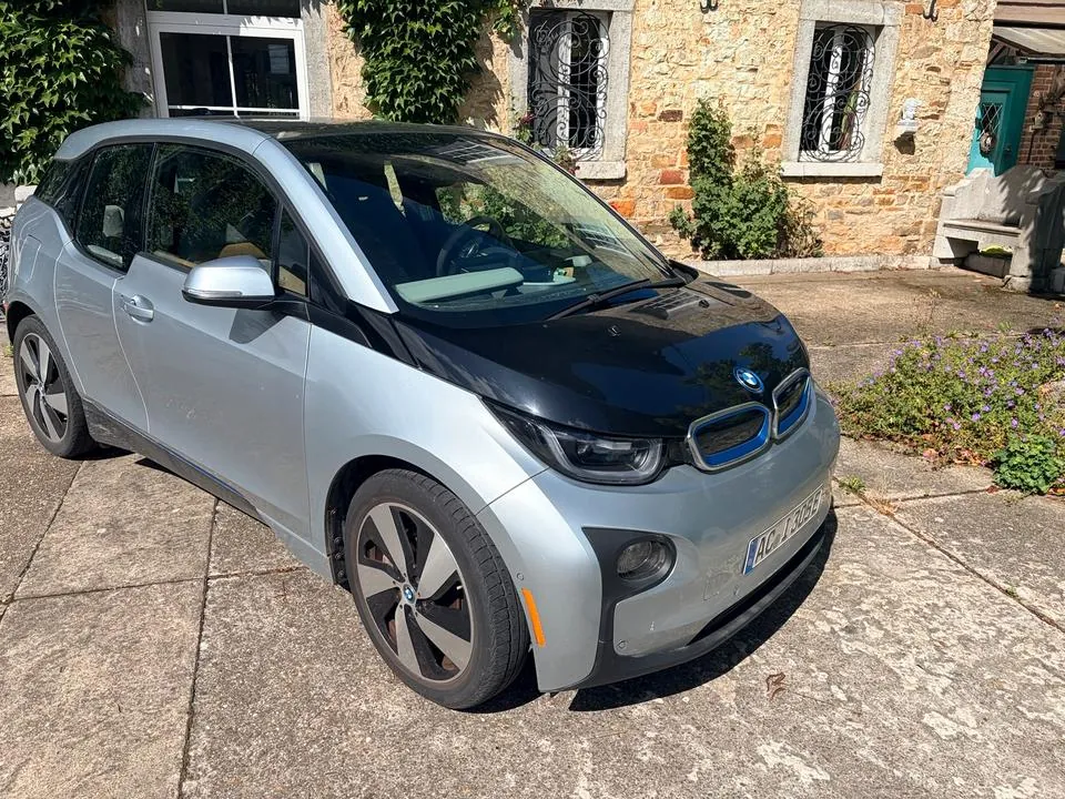 BMW I3