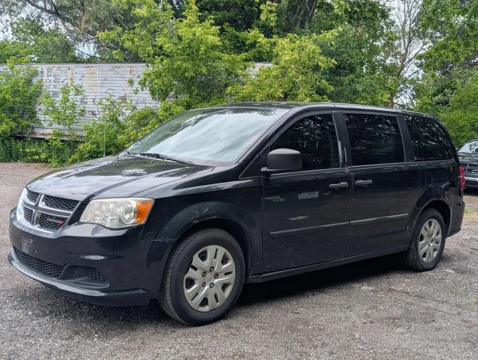 Dodge Grand Caravan 2014 photo 3