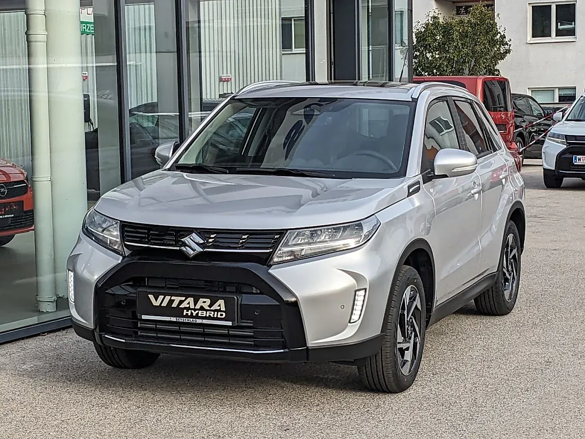 Suzuki Vitara photo 2