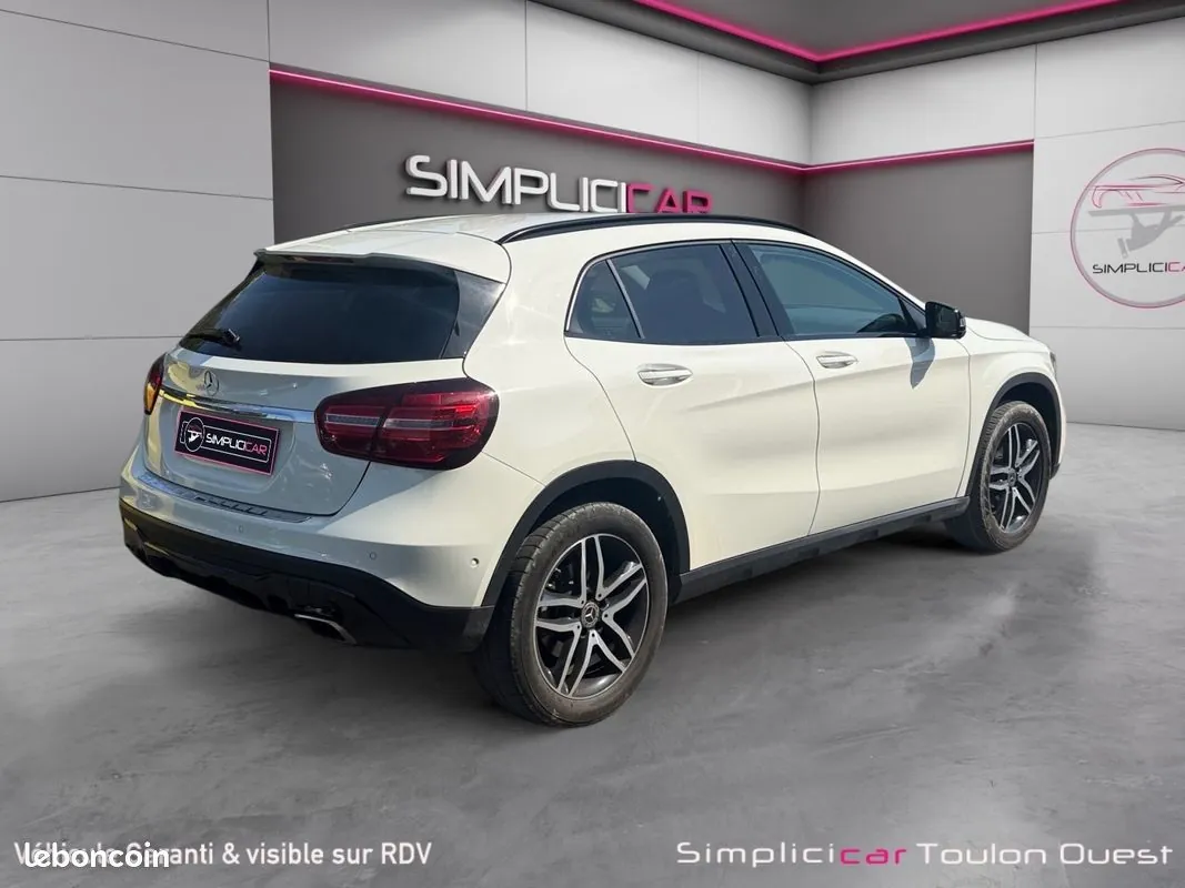Mercedes-Benz Gla 2017 photo 3
