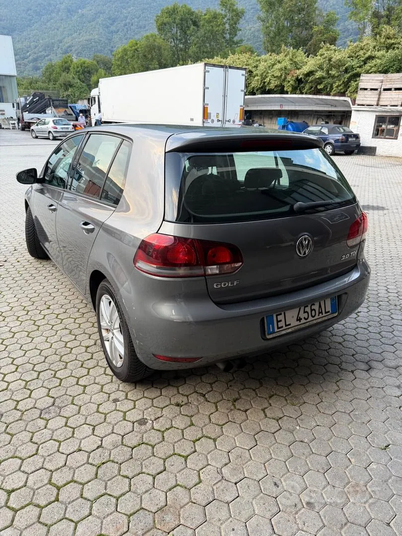 Volkswagen Golf 2012 photo 4