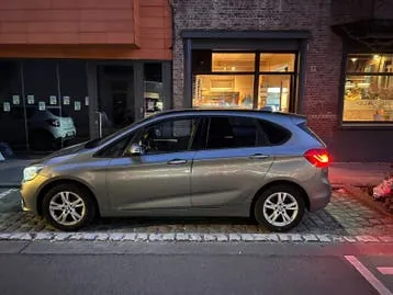 BMW 220