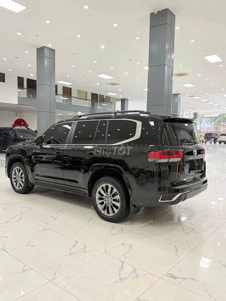 Toyota Land Cruiser 2023 photo 4