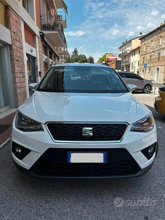 Seat Arona 2019 photo 3