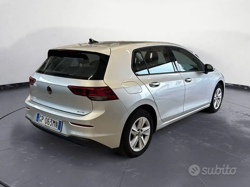 Volkswagen Golf 2023 photo 5