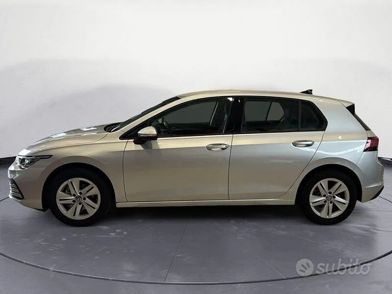 Volkswagen Golf 2023 photo 4