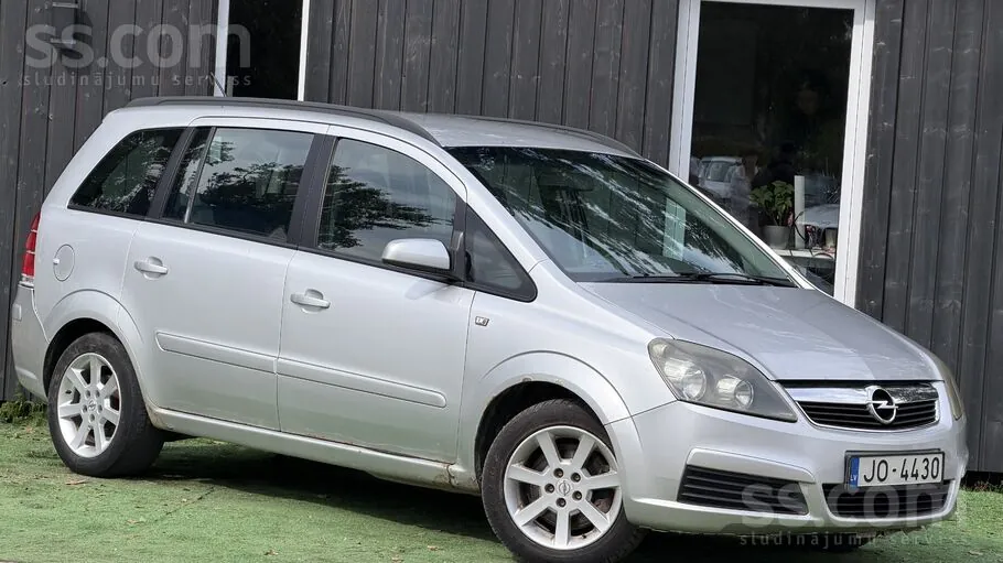 Opel Zafira 2006 photo 2
