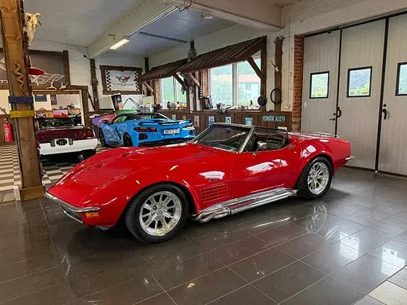 Chevrolet Corvette 1972 photo 2
