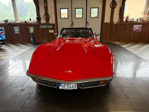 Chevrolet Corvette 1972 photo 4