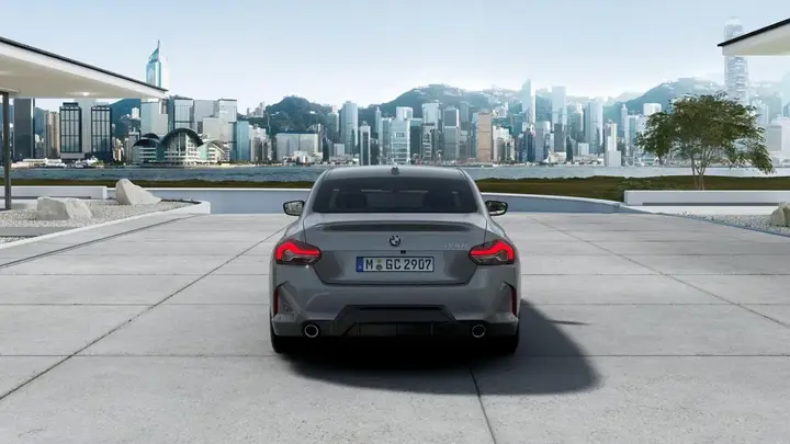 BMW 2 Series photo 5