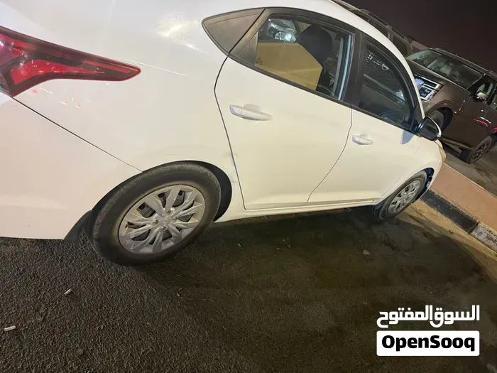 Hyundai Accent 2019 photo 4