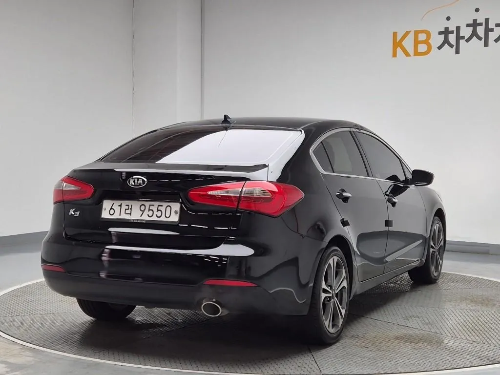 Kia K3 2014 photo 3