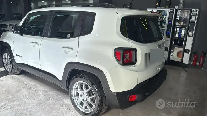 Jeep Renegade 2022 photo 4