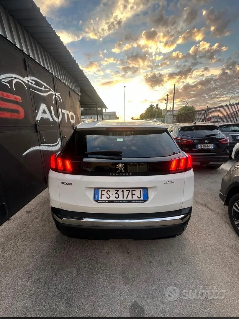 Peugeot 3008 2018 photo 4