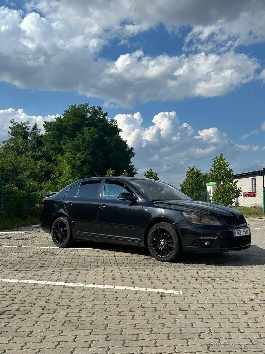 Skoda Octavia Ii 2011 photo 2