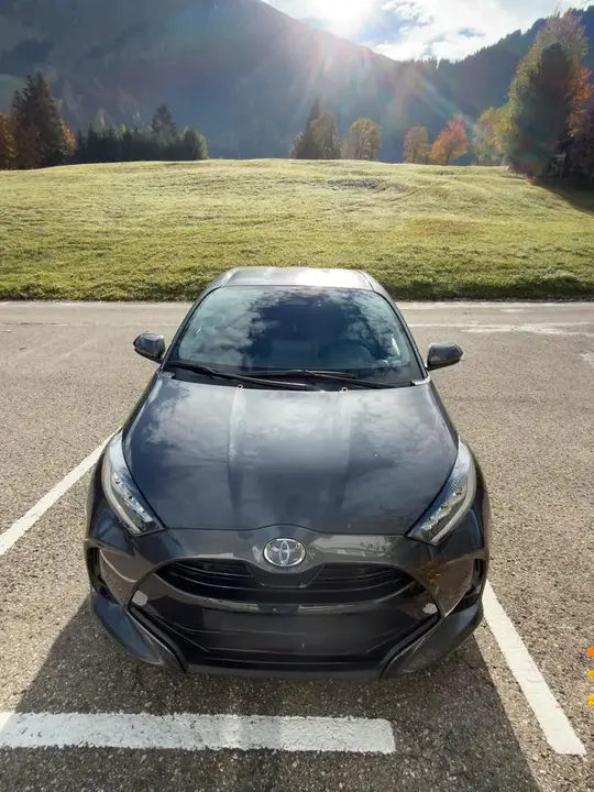 Toyota Yaris Hybrid