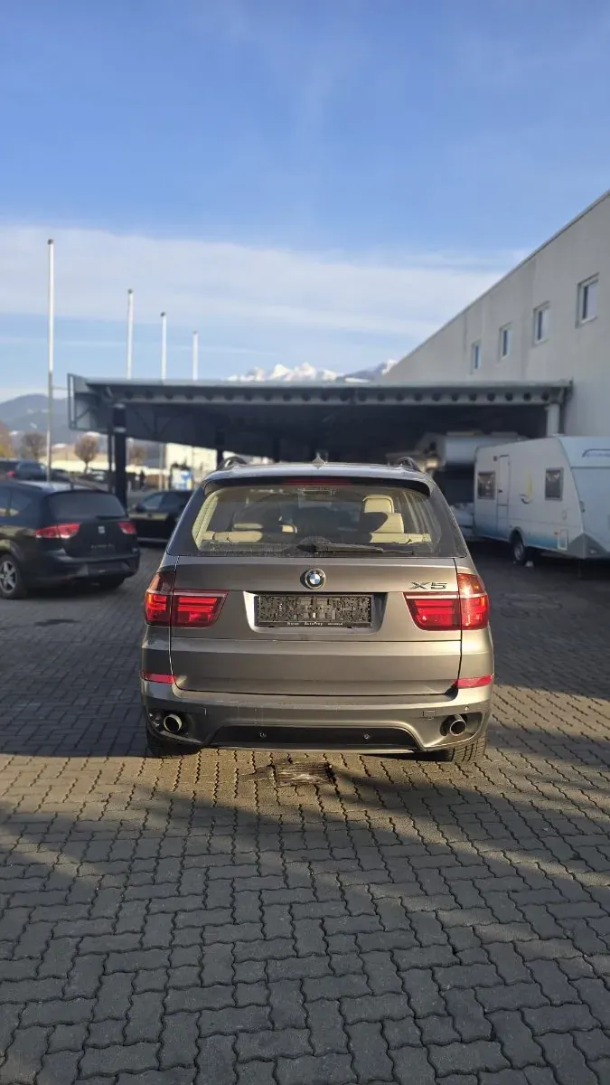 BMW X5 2010 photo 3