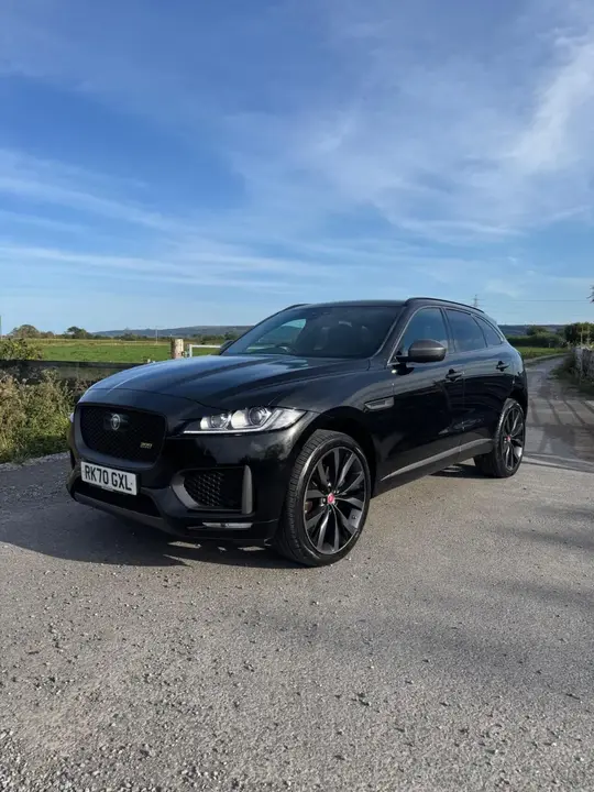 Jaguar F-Pace