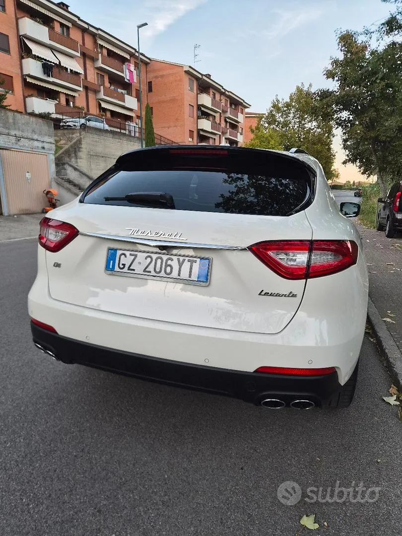 Maserati Levante 2018 photo 4
