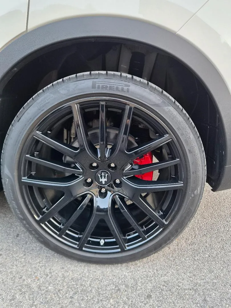 Maserati Levante 2018 photo 5