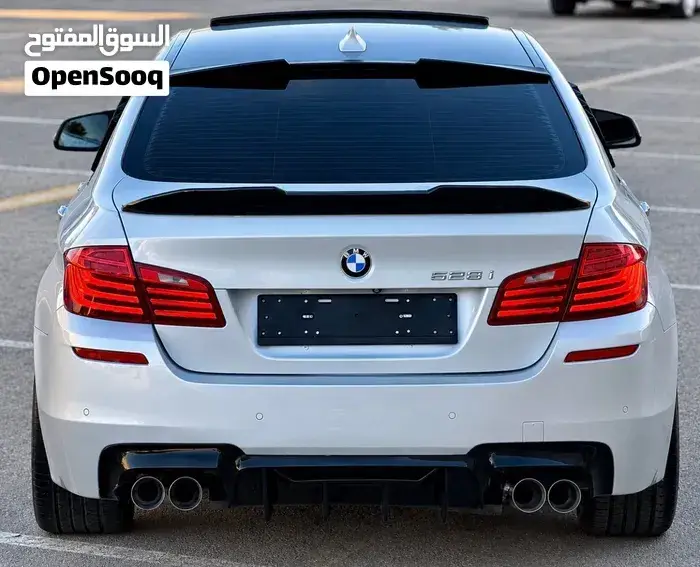 BMW 5 Series 2027 photo 2