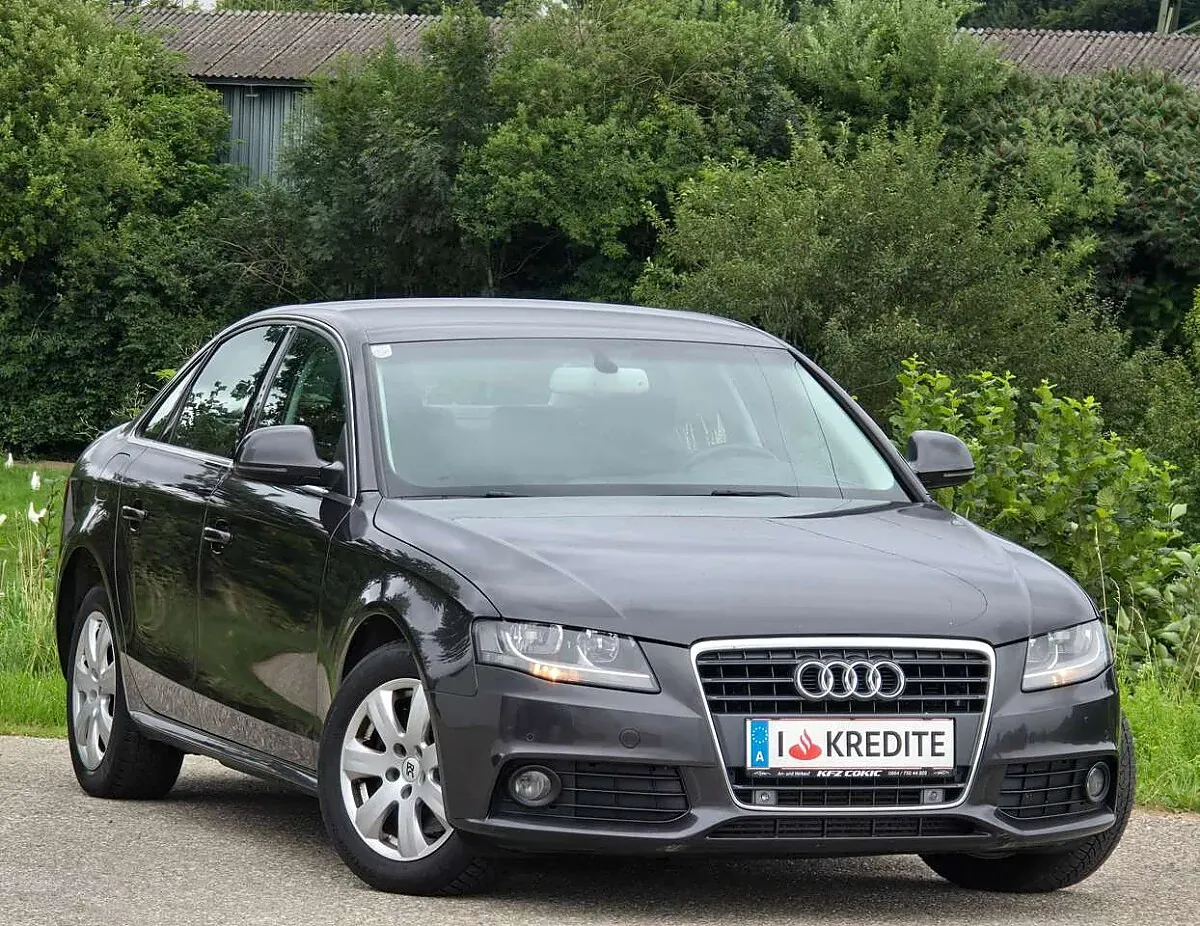 Audi A4 2008 photo 2