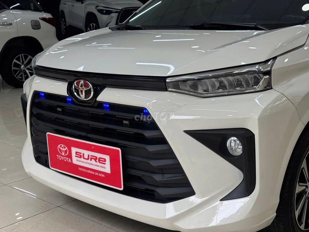 Toyota Avanza Premio 2024 photo 4