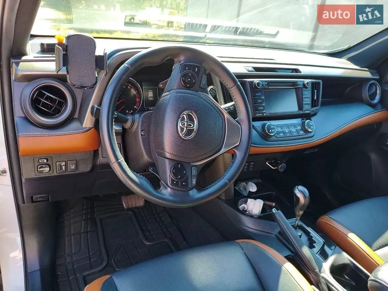Toyota Rav4 2018 photo 2