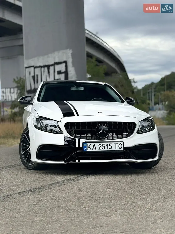 Mercedes-Benz C-Class 2019 photo 3