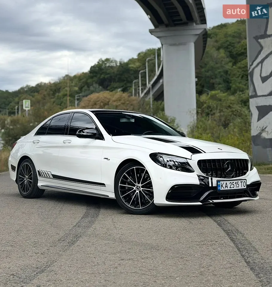 Mercedes-Benz C-Class
