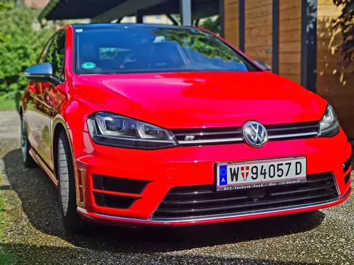 Volkswagen Golf 2015 photo 2