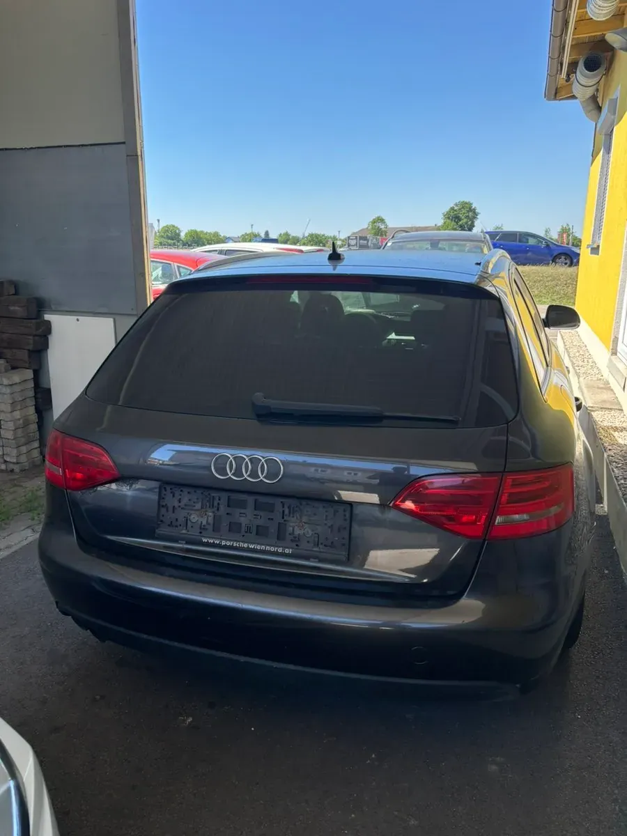 Audi A4 2008 photo 3