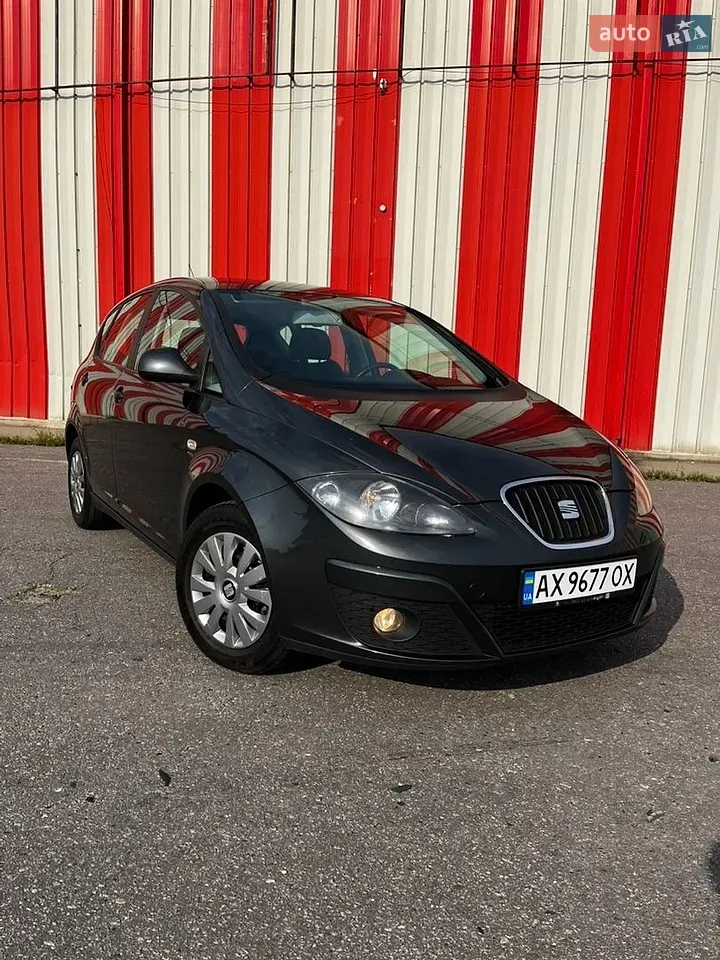 Seat Altea 2011 photo 3