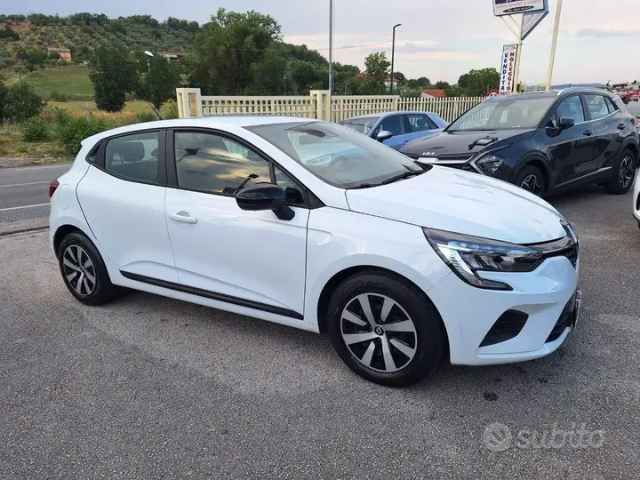 Renault Clio 2023 photo 4