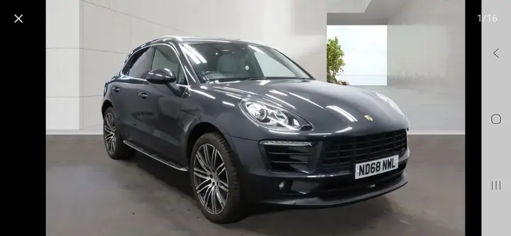 Porsche Macan